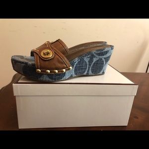 Coach denim logo Slide size 6.5